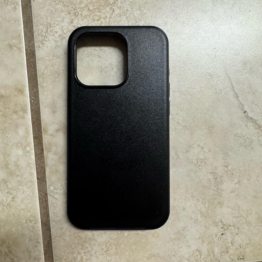 Otterbox iPhone 15 pro Case